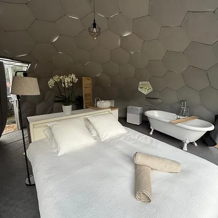 Luxury tent Dome & - Les De La Saye Cavignac